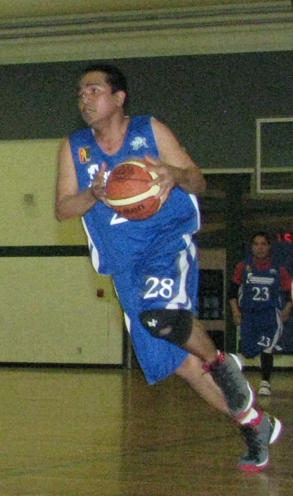 Ian Zanmar of The Barakos contributed 22 points too but it was not enough to help his team win.(Photo by Moses Billacura)