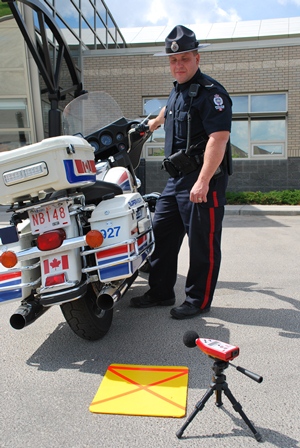 EPS demonstration of the SAE J2825 roadside test for excessive motorcycle noise.(edmontonpolice.ca)