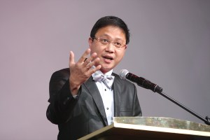 PBA Chairman Patrick Gregorio delivers a speech.